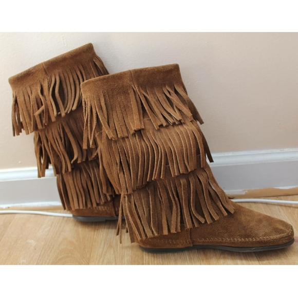 3-Layer Fringe Boot - Picture 2 of 3